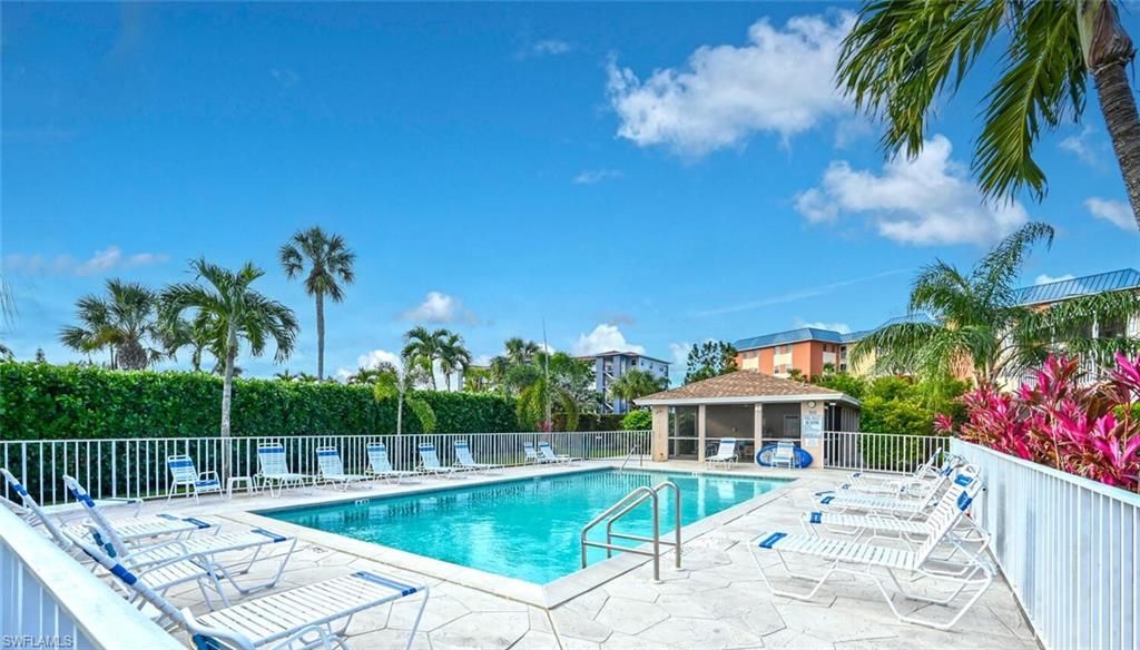 240 Pebble Beach Blvd, Unit 702, Naples, FL 34113 Photo