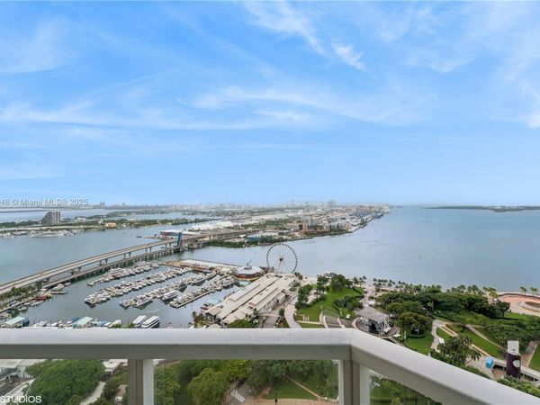 244 Biscayne Blvd, Unit 3903, Miami, FL 33132