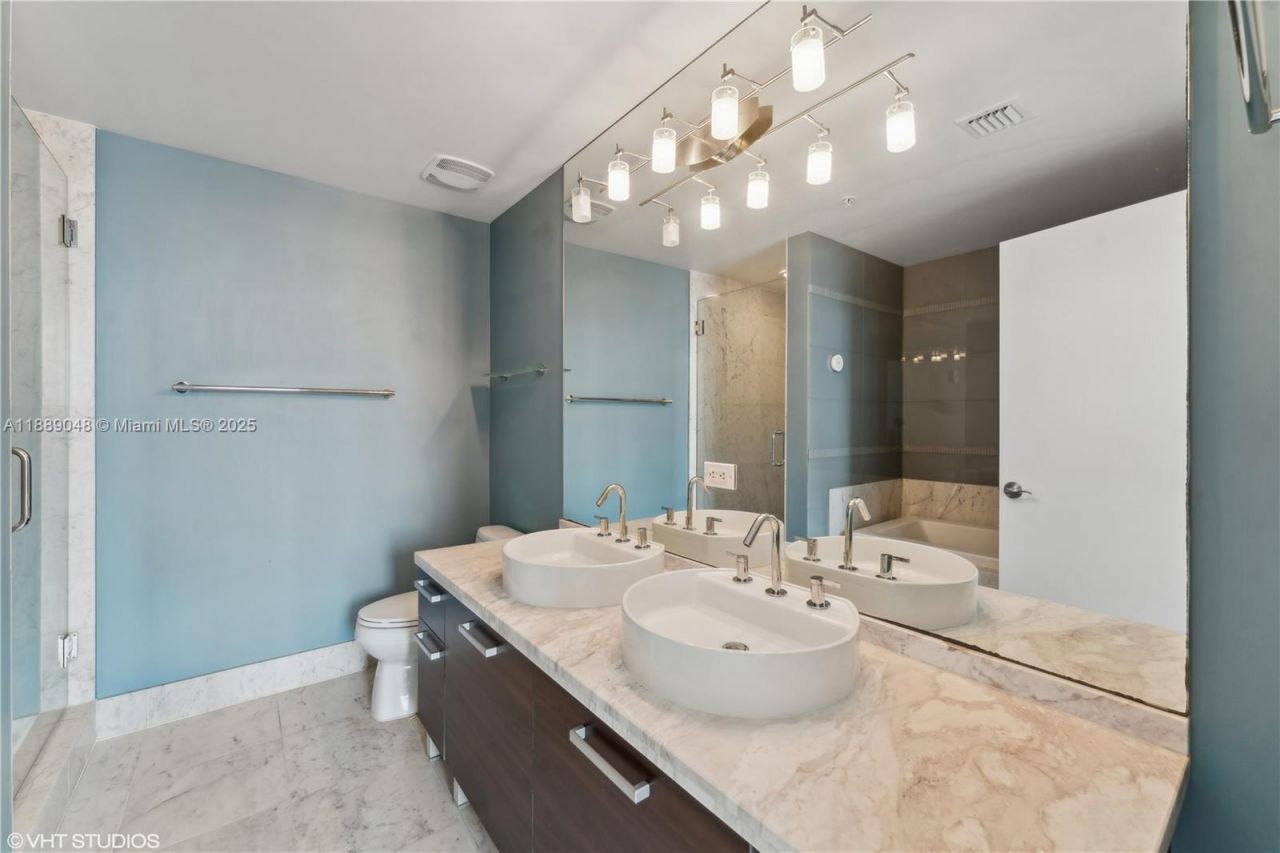 244 Biscayne Blvd, Unit 3903, Miami, FL 33132 Photo