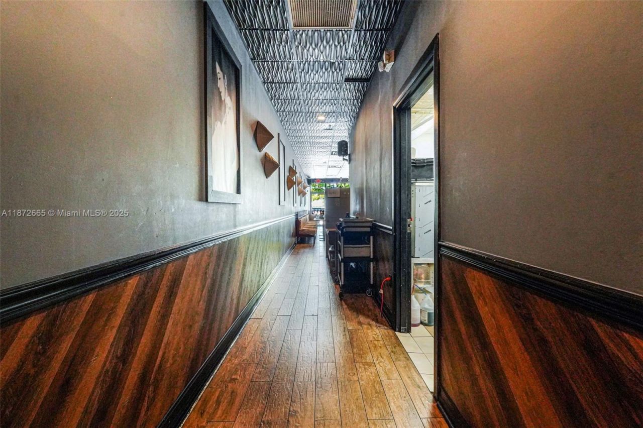 16772 SW 88 St, Miami, FL 33196 Photo