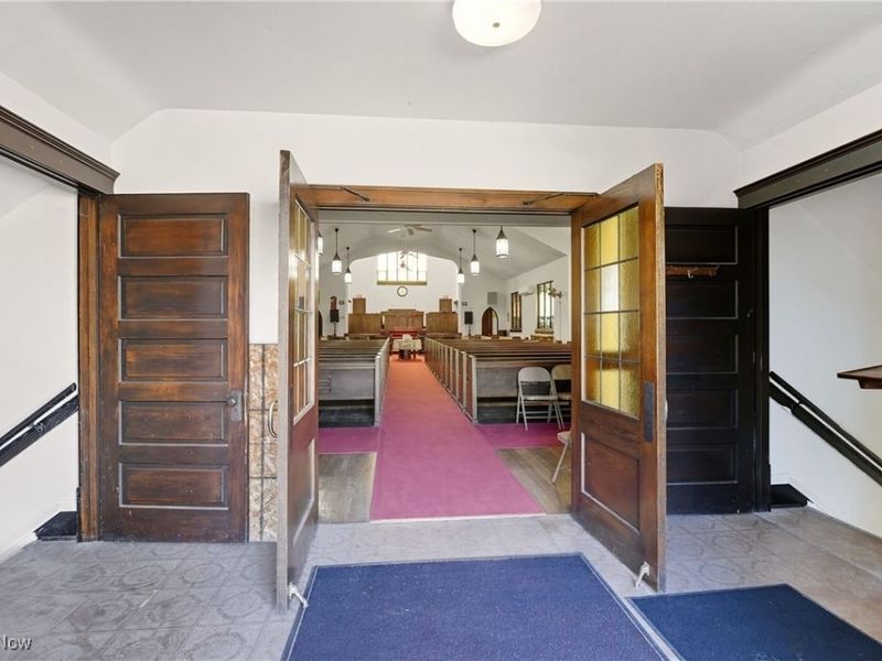 742 Johnston Street, Akron, OH 44306 Photo 3