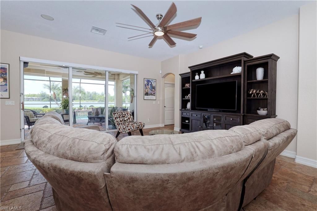 2632 Fairmont Cove Ct, Cape Coral, FL 33991 Photo