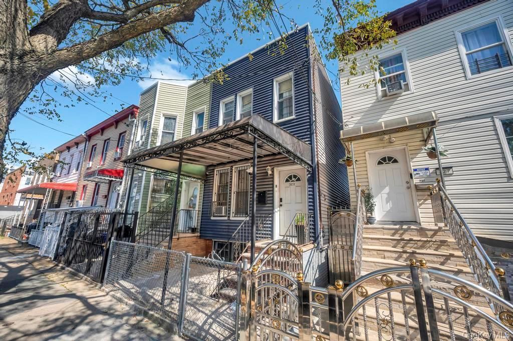 323 Barbey Street, Brooklyn, NY 11207 Main Photo