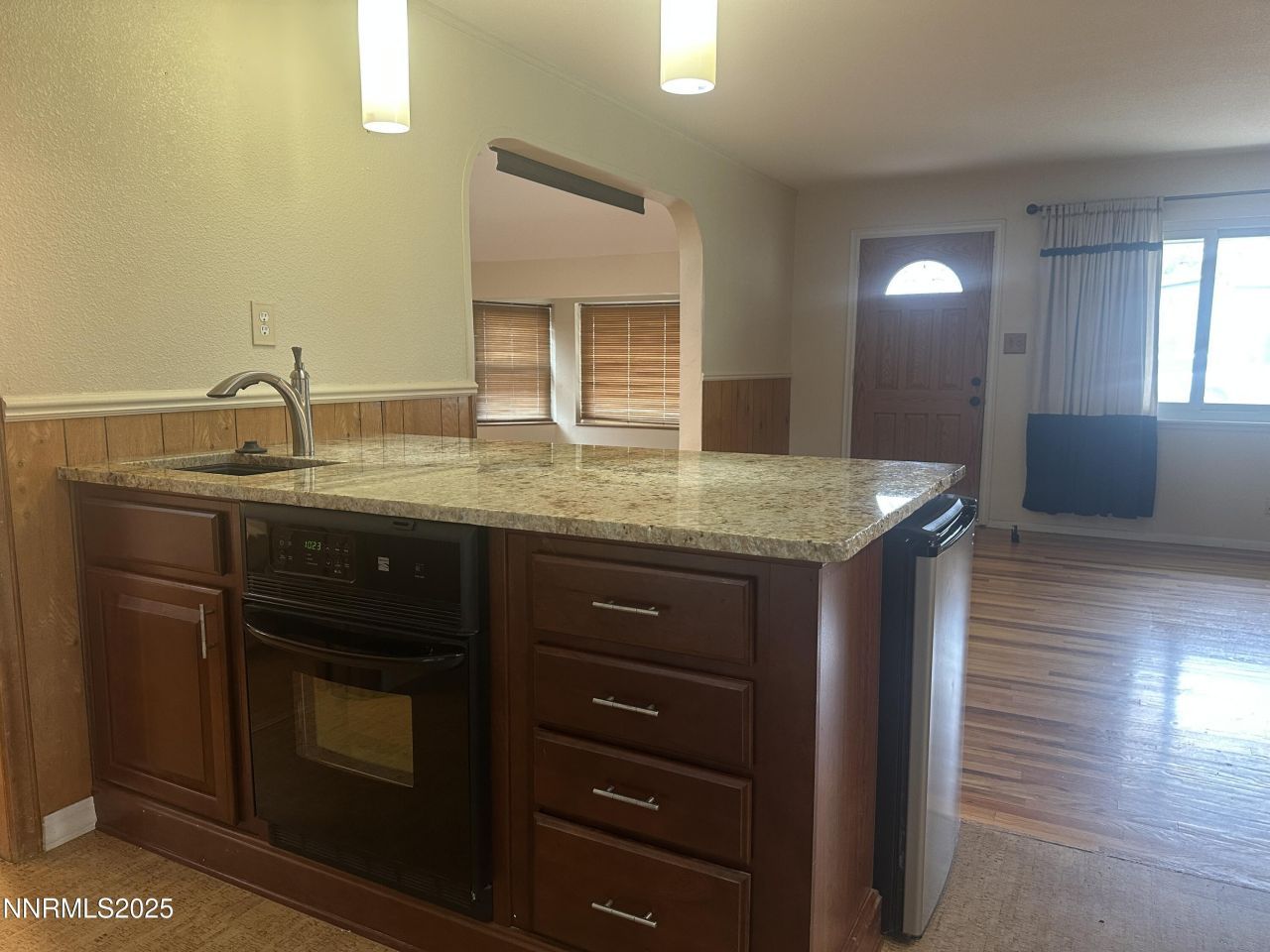 880 Ruby Avenue, Reno, NV 89503 Photo