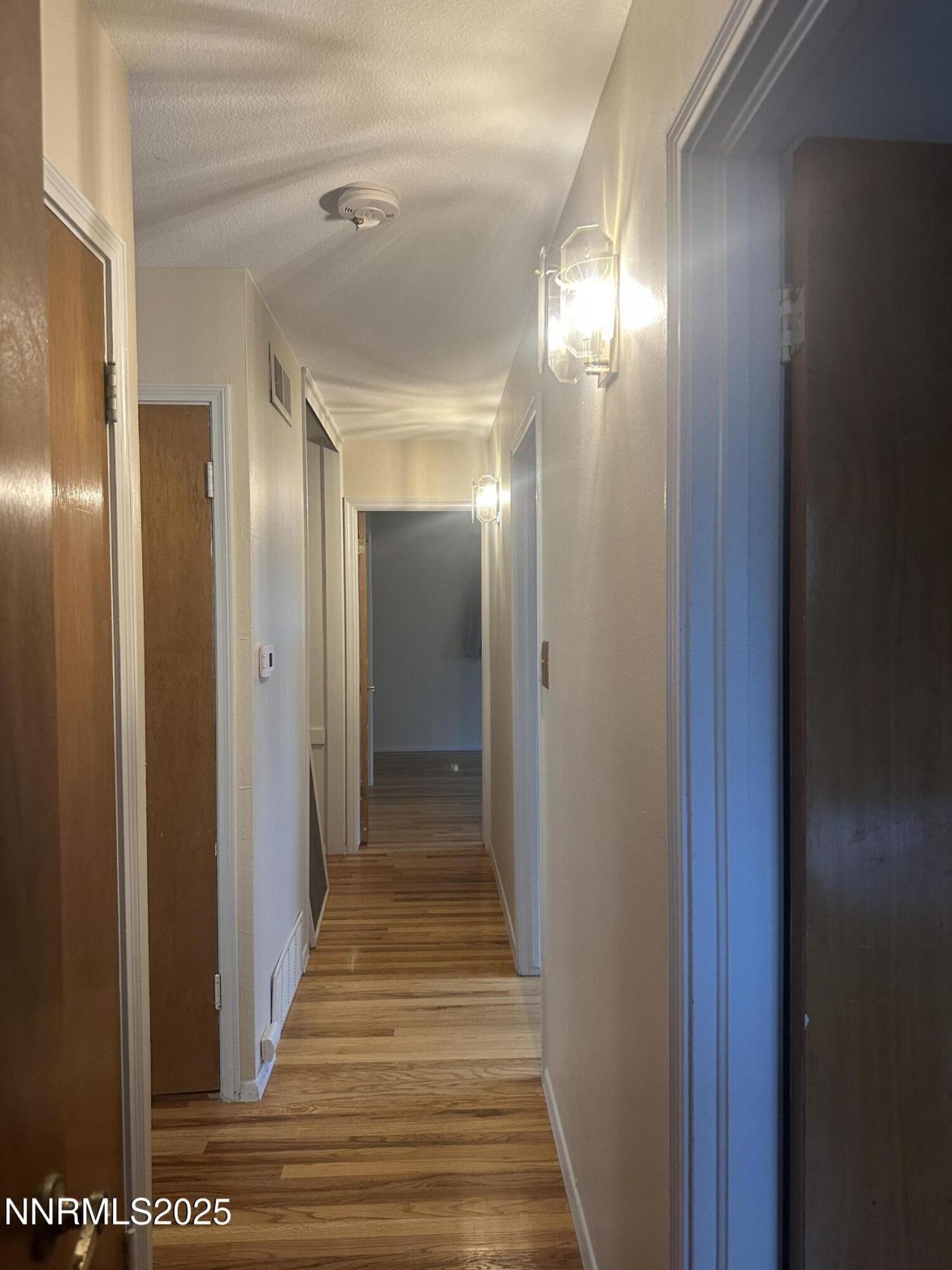 880 Ruby Avenue, Reno, NV 89503 Photo