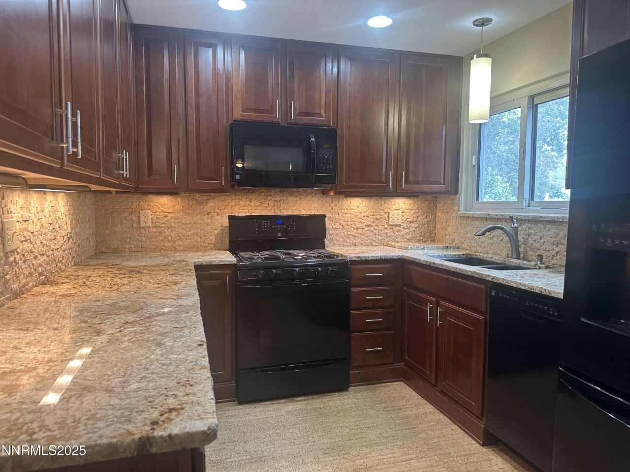 880 Ruby Avenue, Reno, NV 89503 Photo