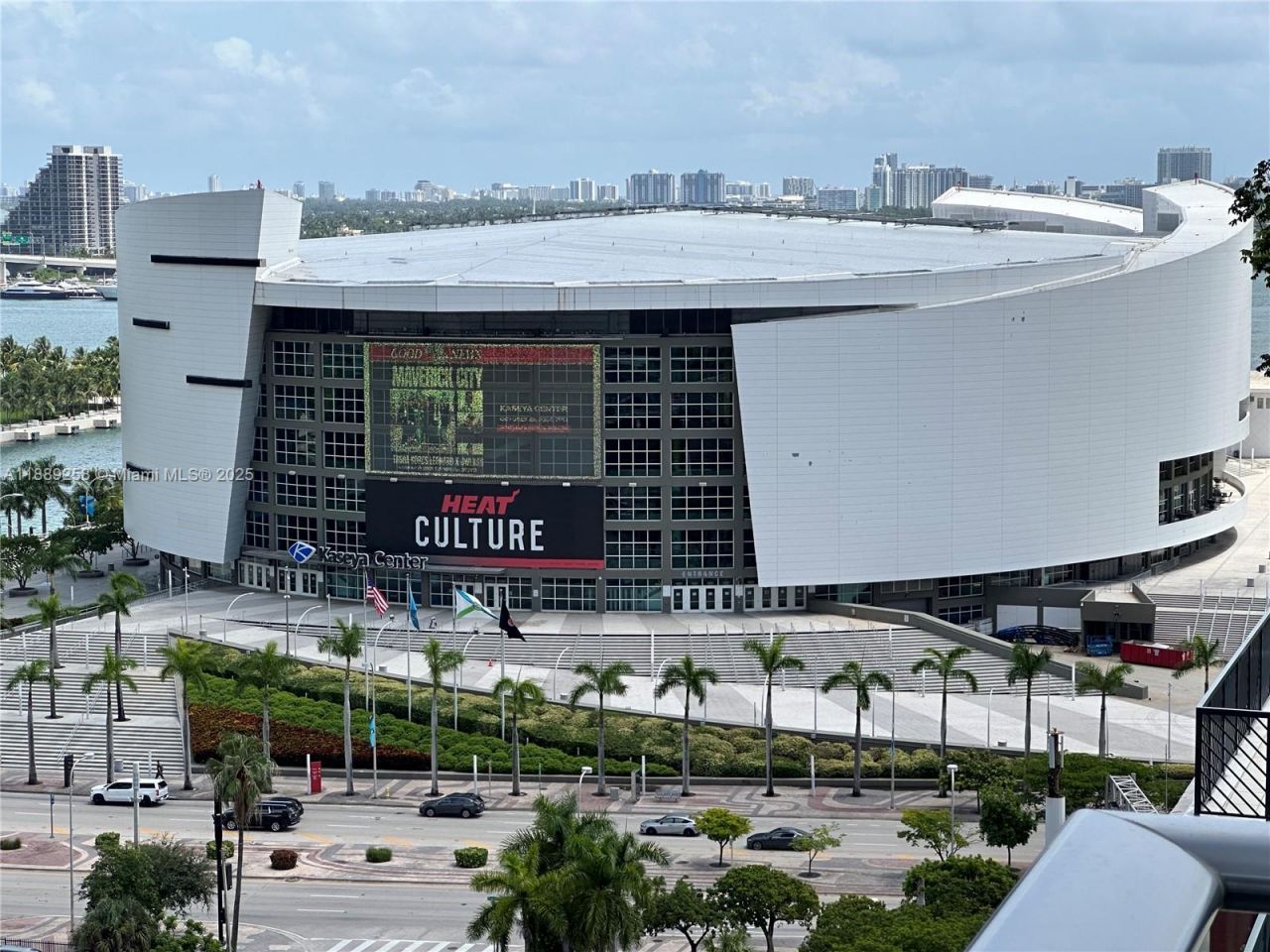 159 NE 6th St, Unit PH-5013, Miami, FL 33132 Photo