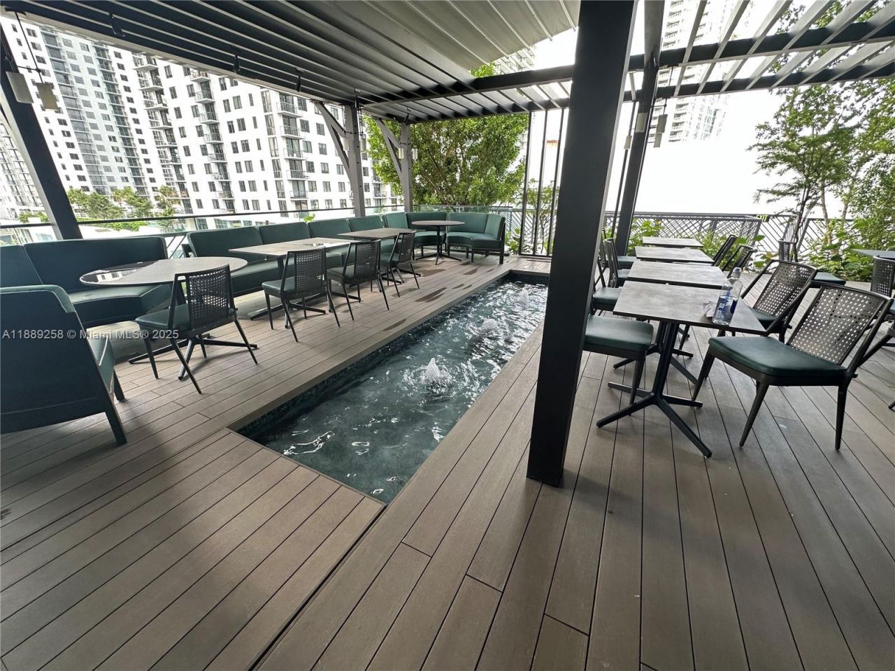 159 NE 6th St, Unit PH-5013, Miami, FL 33132 Photo