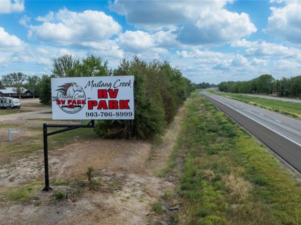 10471 HWY 24, Paris, TX 75462