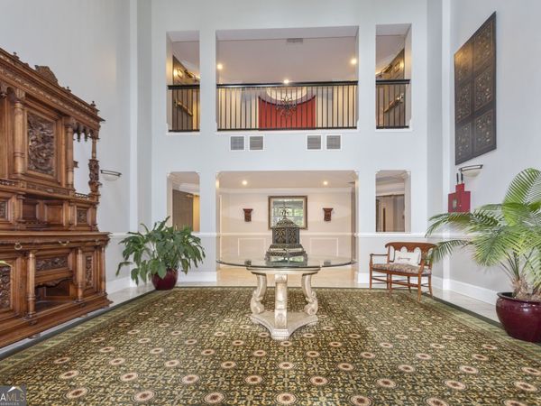 424 Lindbergh Drive NE, Unit 208, Atlanta, GA 30305