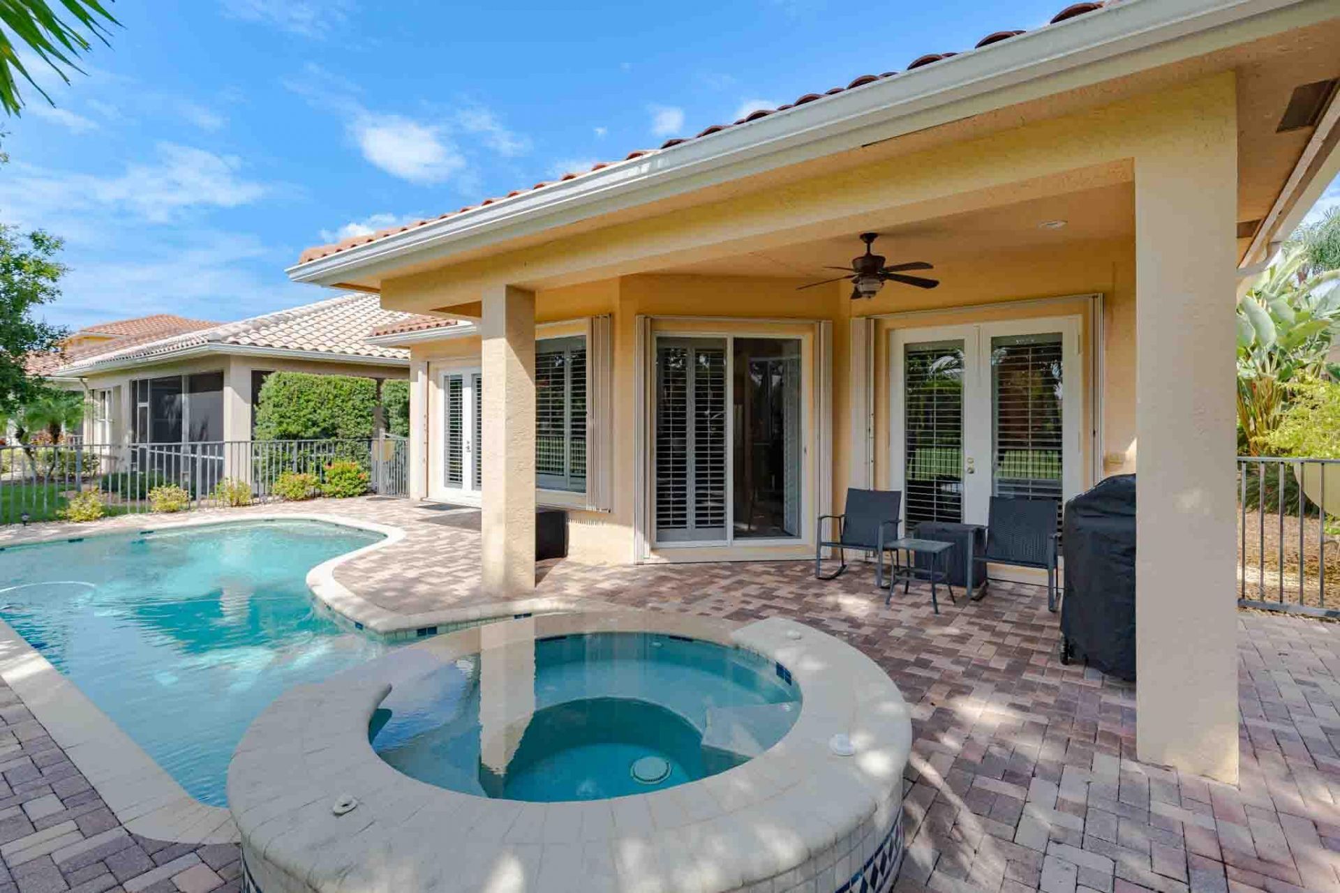 814 SW Palm Cove Drive, Palm City, FL 34990 Photo