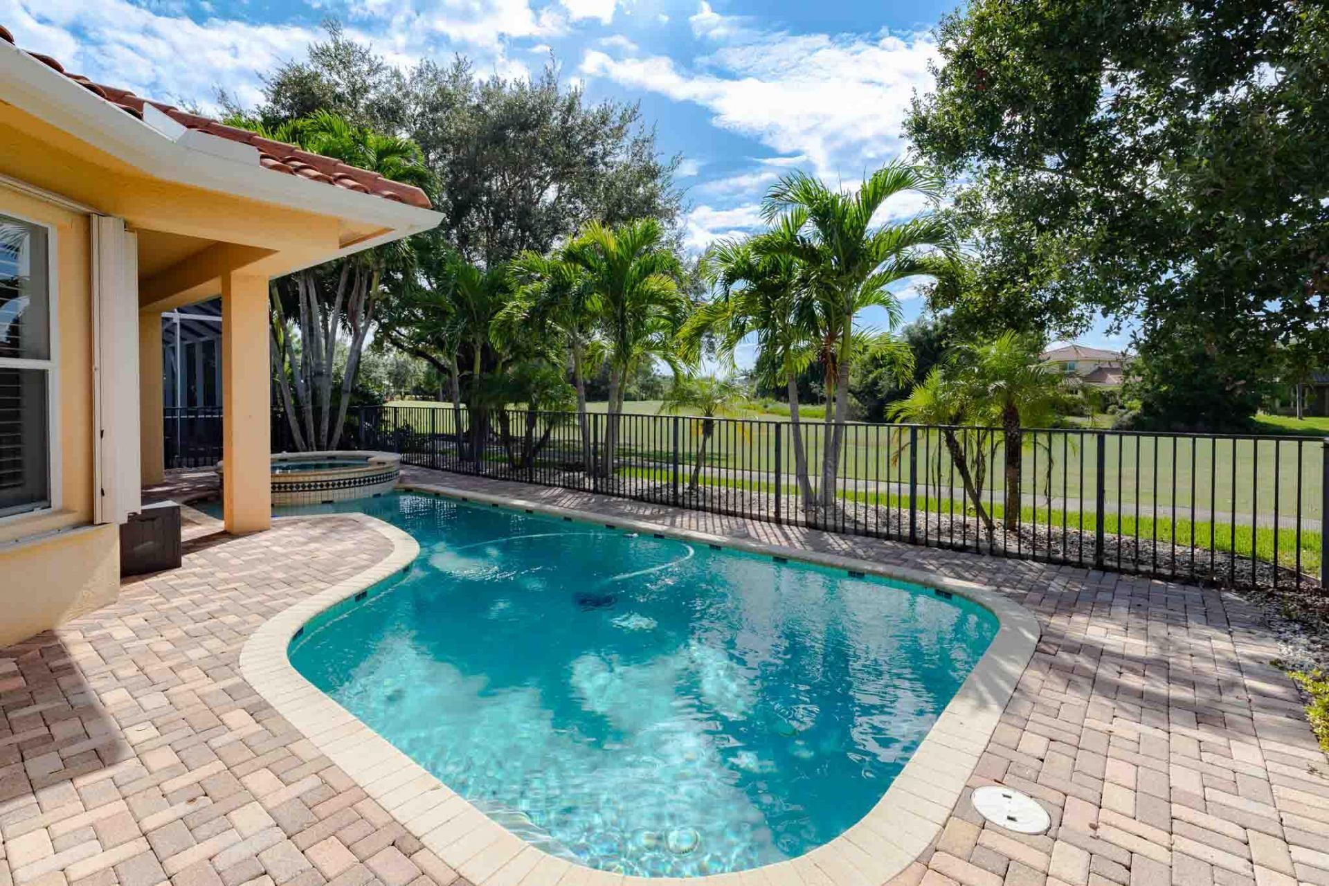 814 SW Palm Cove Drive, Palm City, FL 34990 Photo