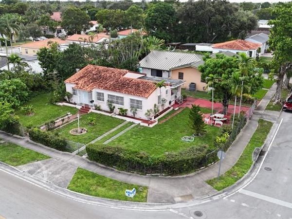 1000 SW 62nd Ave, West Miami, FL 33144