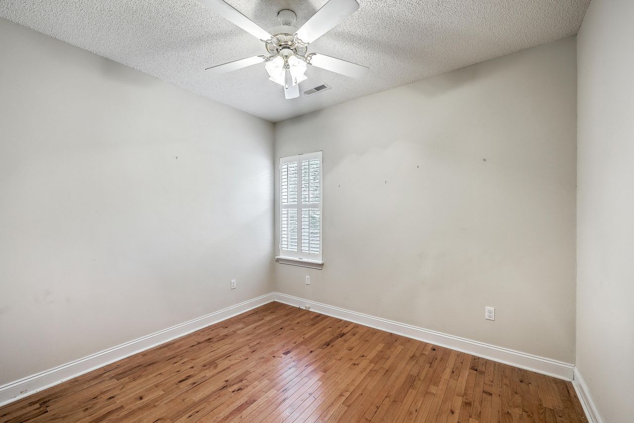 301 Bellerive Lane Photo 30