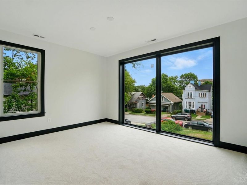 3555 Eden Avenue, Cincinnati, OH 45229 Photo 24