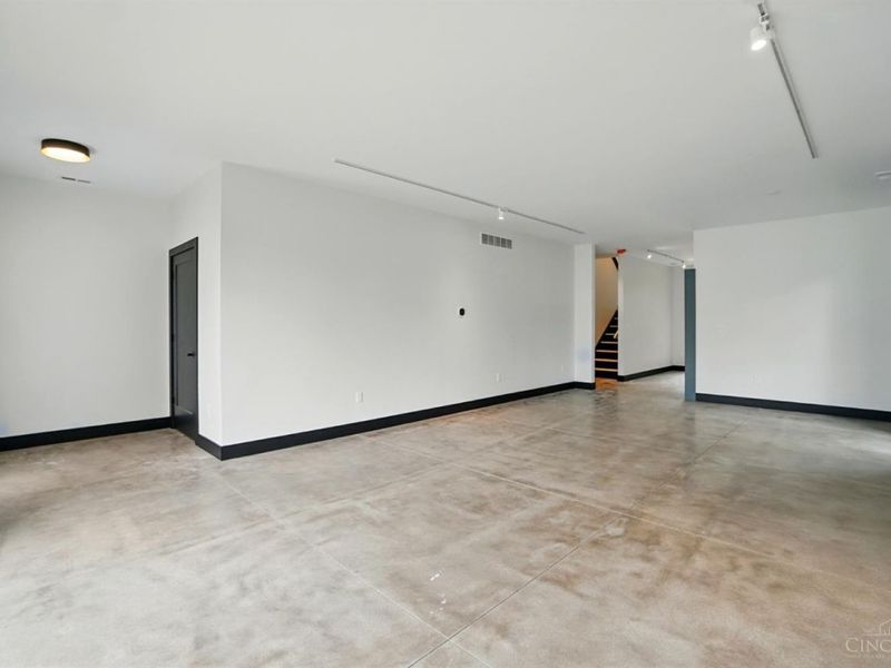 3555 Eden Avenue, Cincinnati, OH 45229 Photo 8