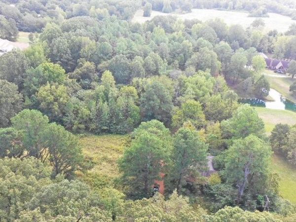 11957 E HOLMES RD, Collierville, TN 38017