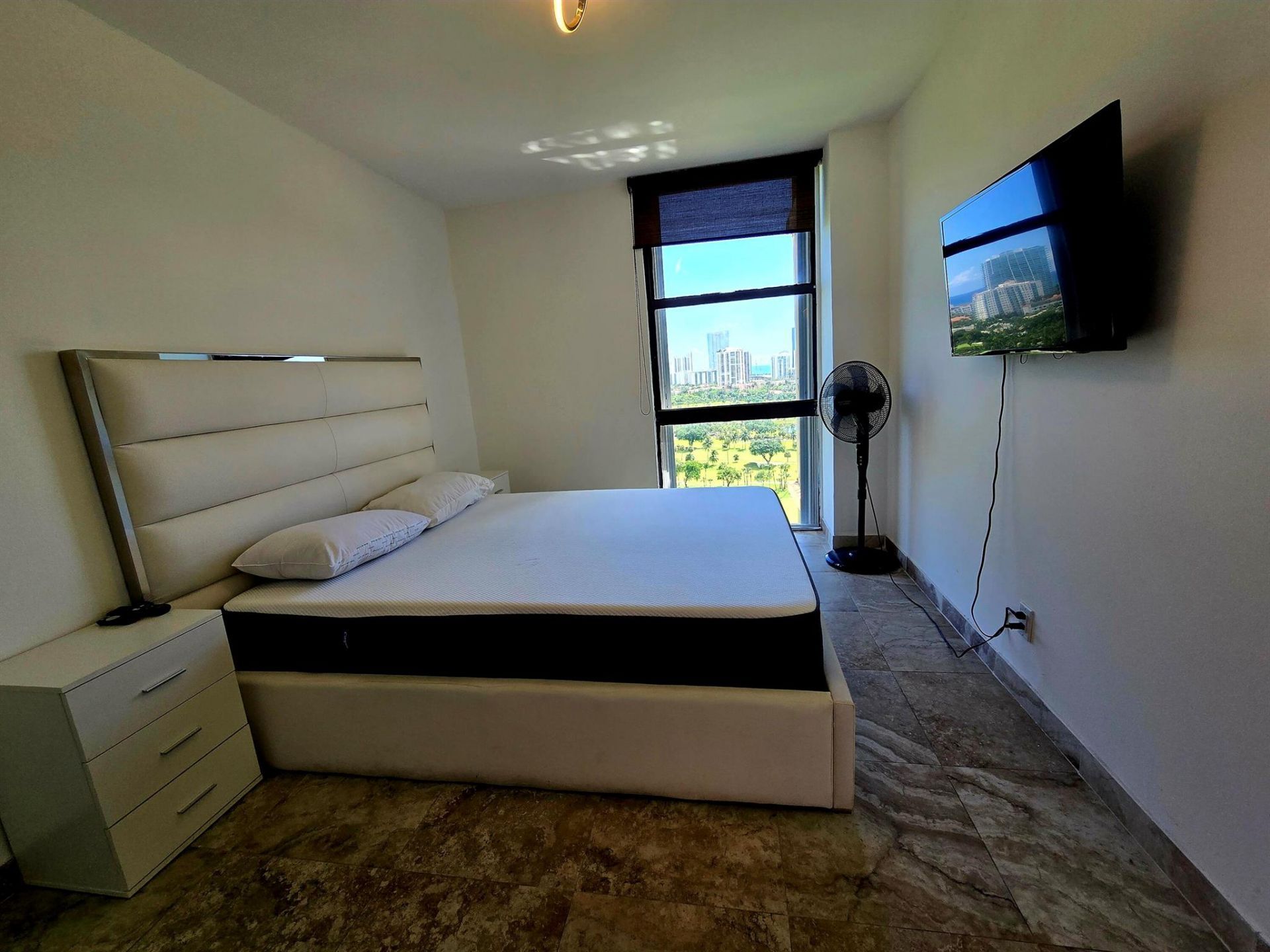 20335 W Country Club Drive, Unit 2208, Aventura, FL 33180 Photo