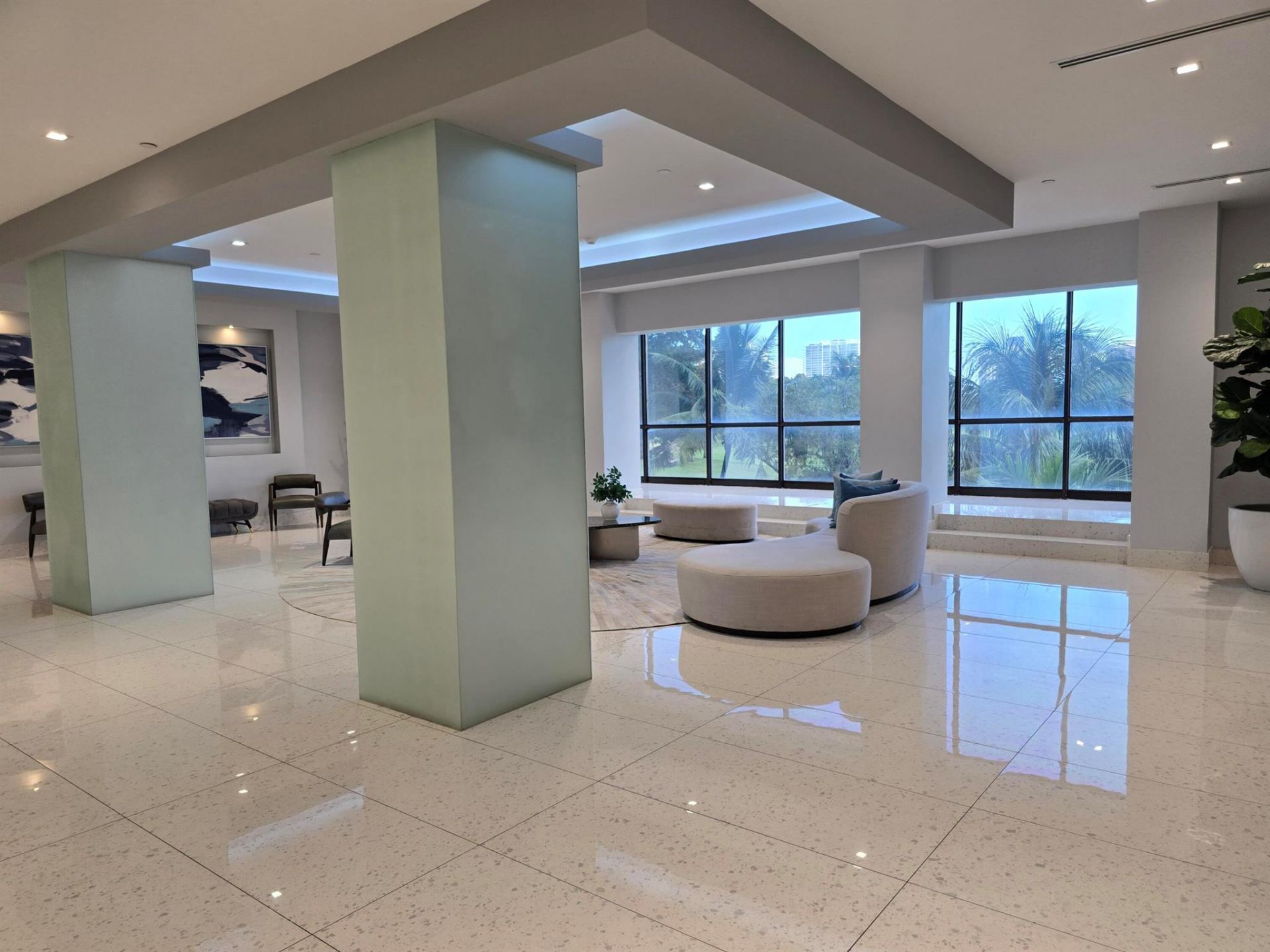 20335 W Country Club Drive, Unit 2208, Aventura, FL 33180 Photo