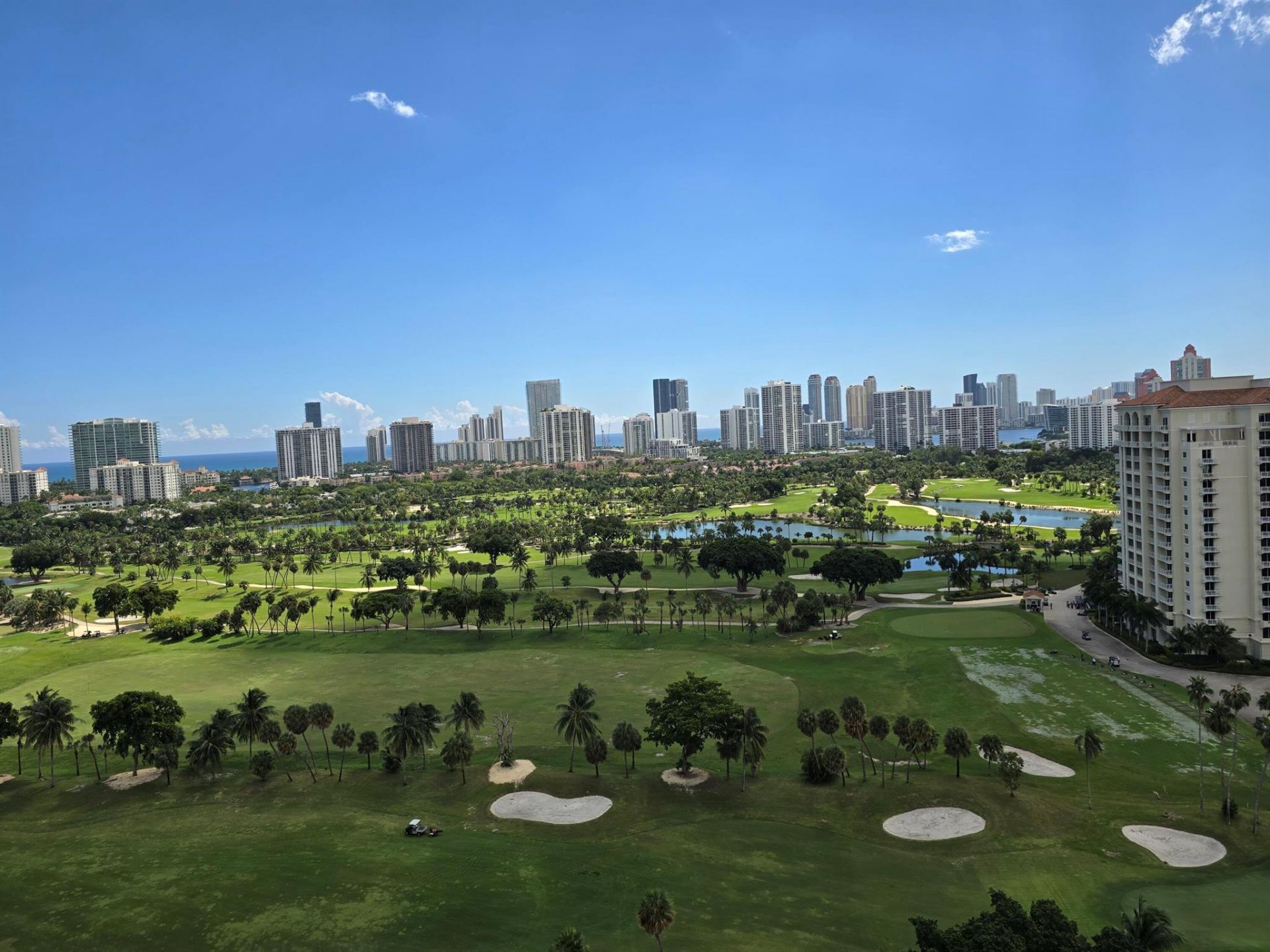 20335 W Country Club Drive, Unit 2208, Aventura, FL 33180 Photo