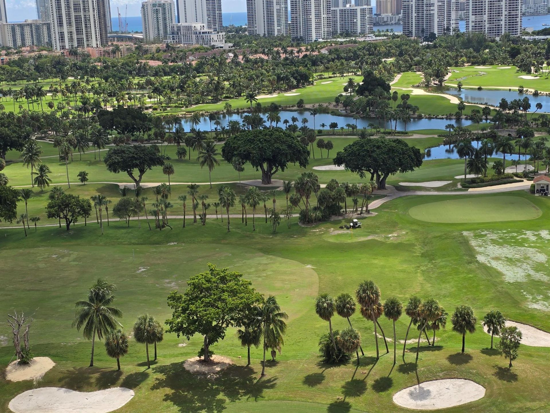 20335 W Country Club Drive, Unit 2208, Aventura, FL 33180 Photo