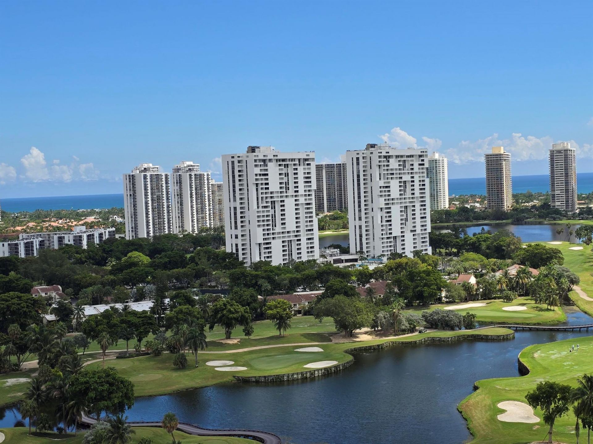 20335 W Country Club Drive, Unit 2208, Aventura, FL 33180 Photo