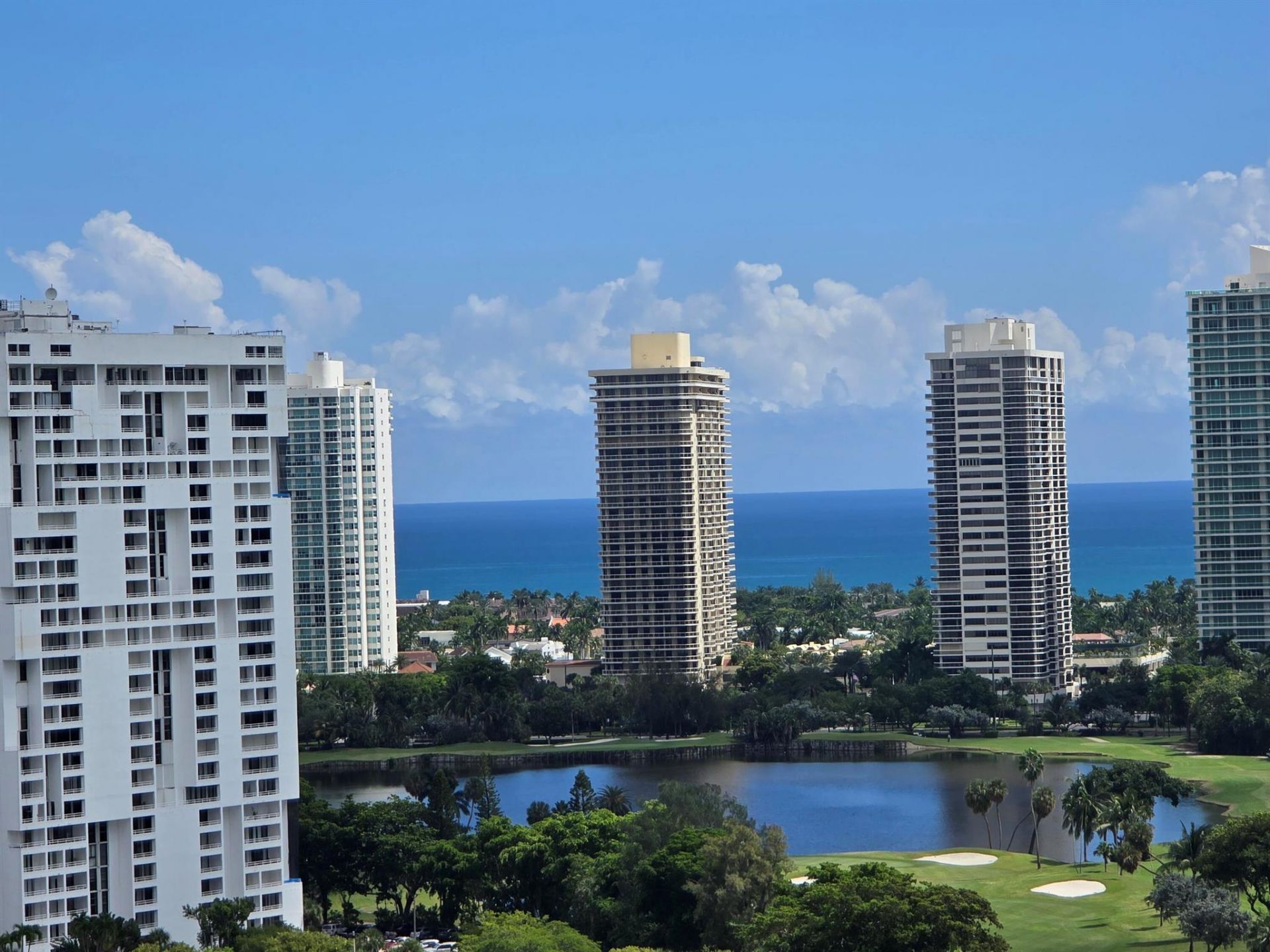 20335 W Country Club Drive, Unit 2208, Aventura, FL 33180 Photo