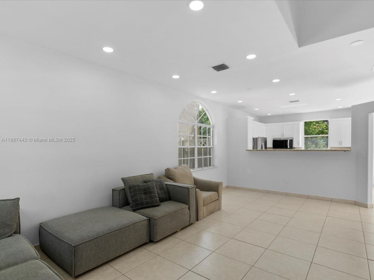 417 NW 87th Ln, Coral Springs, FL 33071 Photo