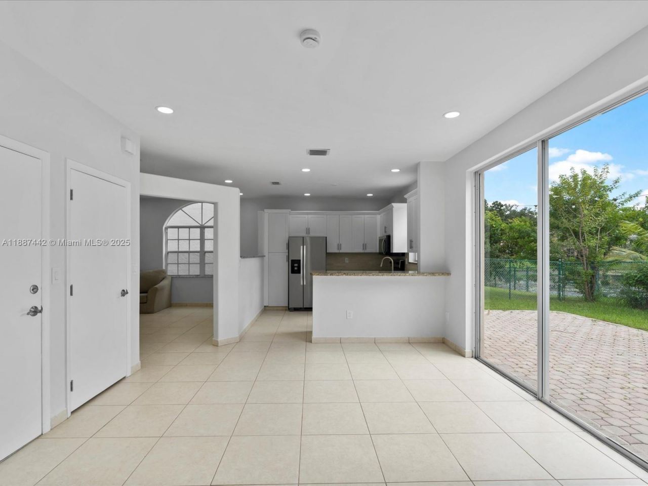 417 NW 87th Ln, Coral Springs, FL 33071 Photo