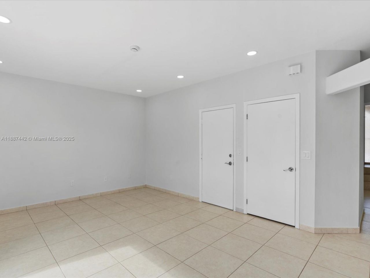 417 NW 87th Ln, Coral Springs, FL 33071 Photo