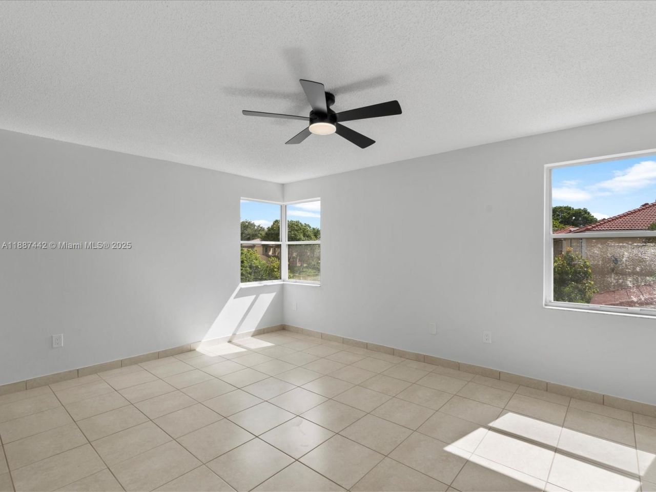 417 NW 87th Ln, Coral Springs, FL 33071 Photo