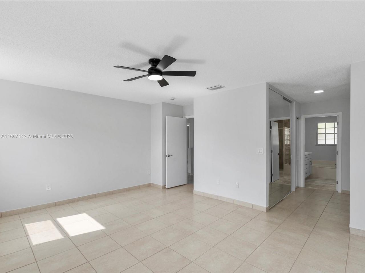 417 NW 87th Ln, Coral Springs, FL 33071 Photo