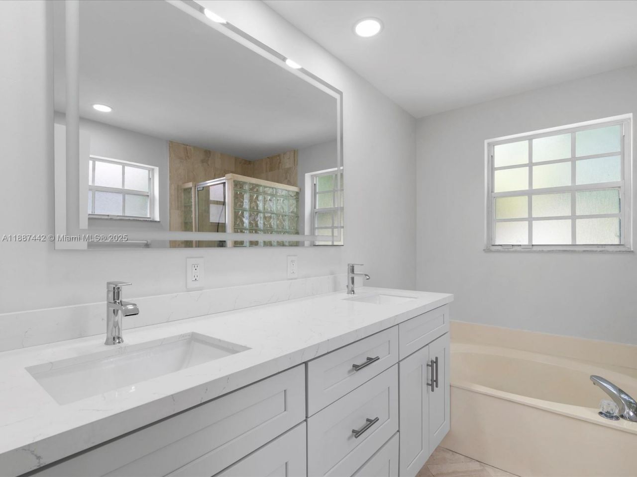 417 NW 87th Ln, Coral Springs, FL 33071 Photo