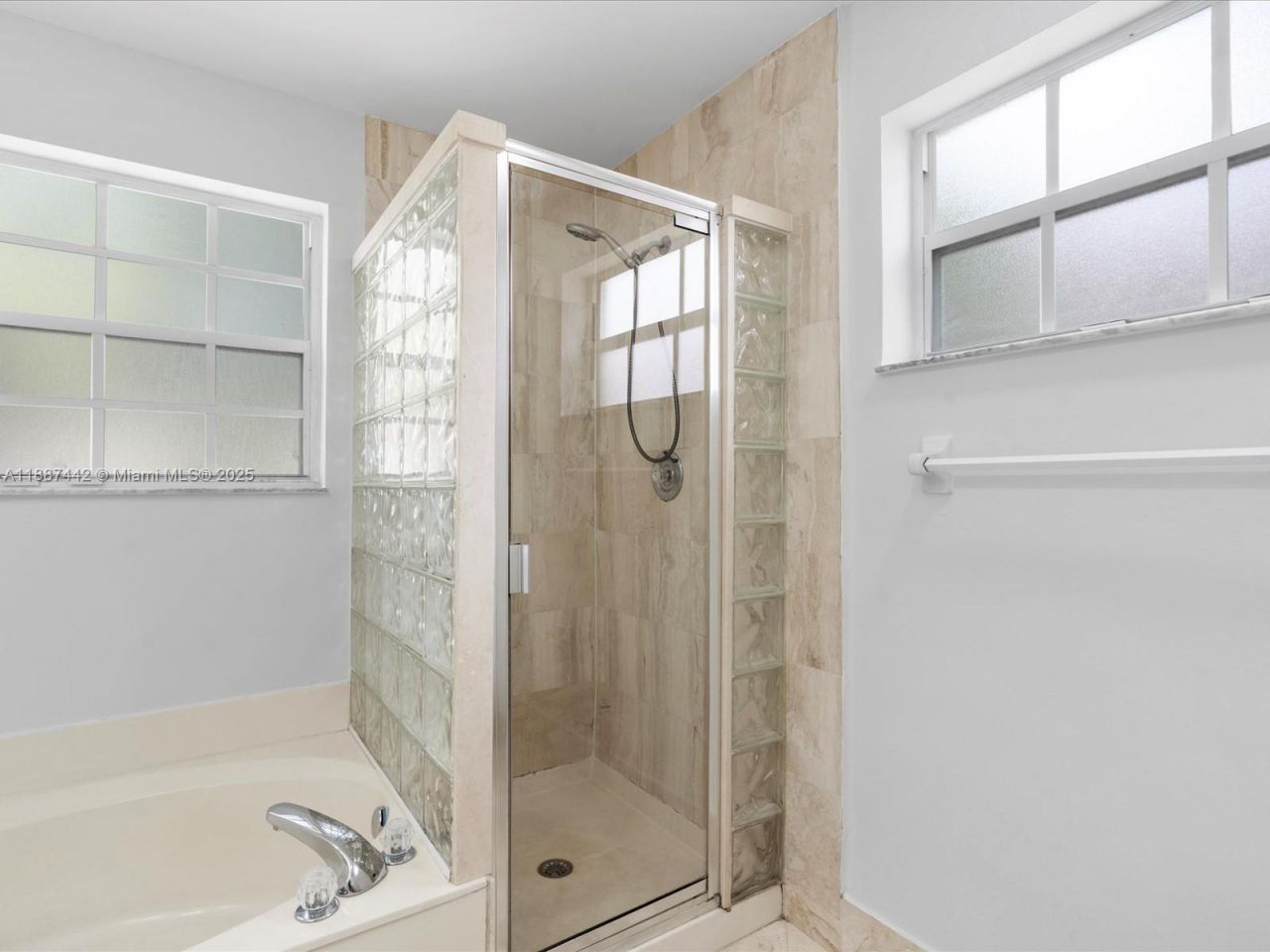 417 NW 87th Ln, Coral Springs, FL 33071 Photo