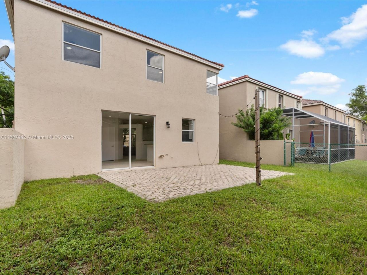 417 NW 87th Ln, Coral Springs, FL 33071 Photo