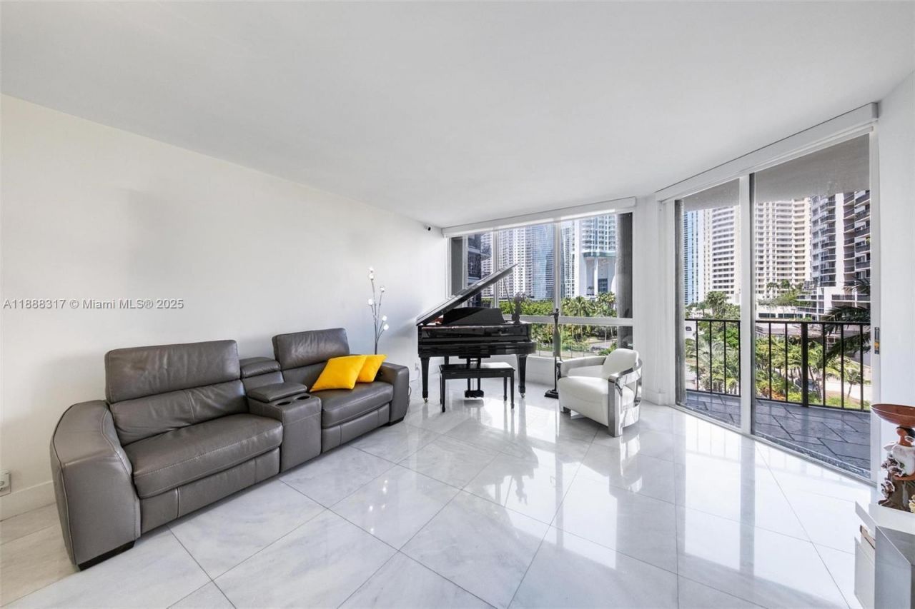 520 Brickell Key Dr, Unit A710, Miami, FL 33131 Photo