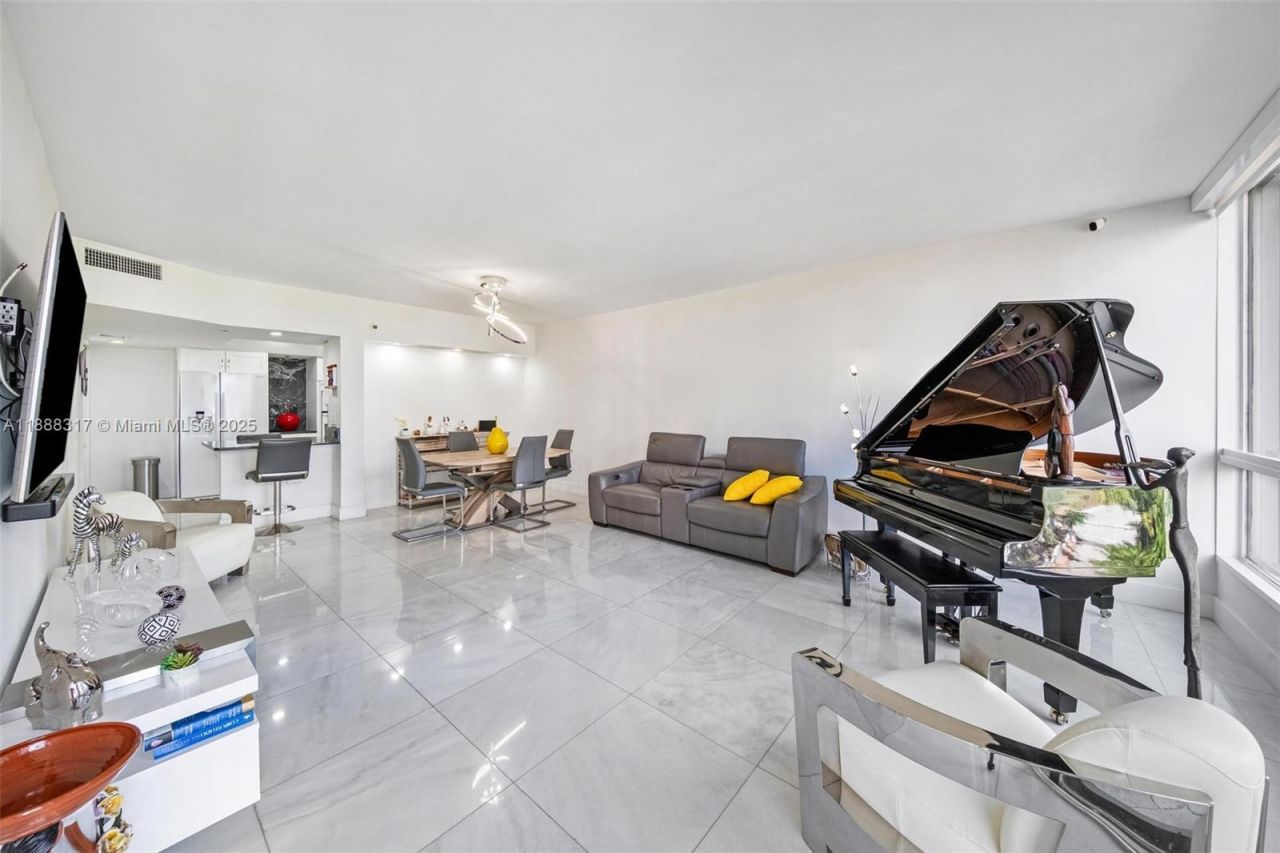 520 Brickell Key Dr, Unit A710, Miami, FL 33131 Photo