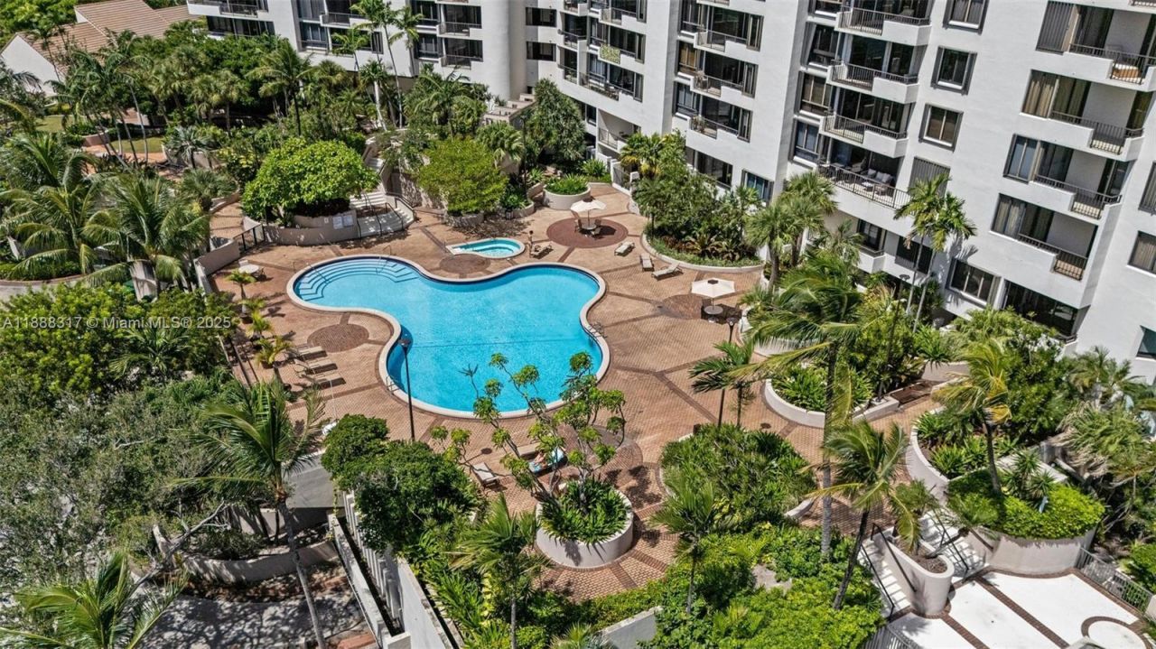 520 Brickell Key Dr, Unit A710, Miami, FL 33131 Photo