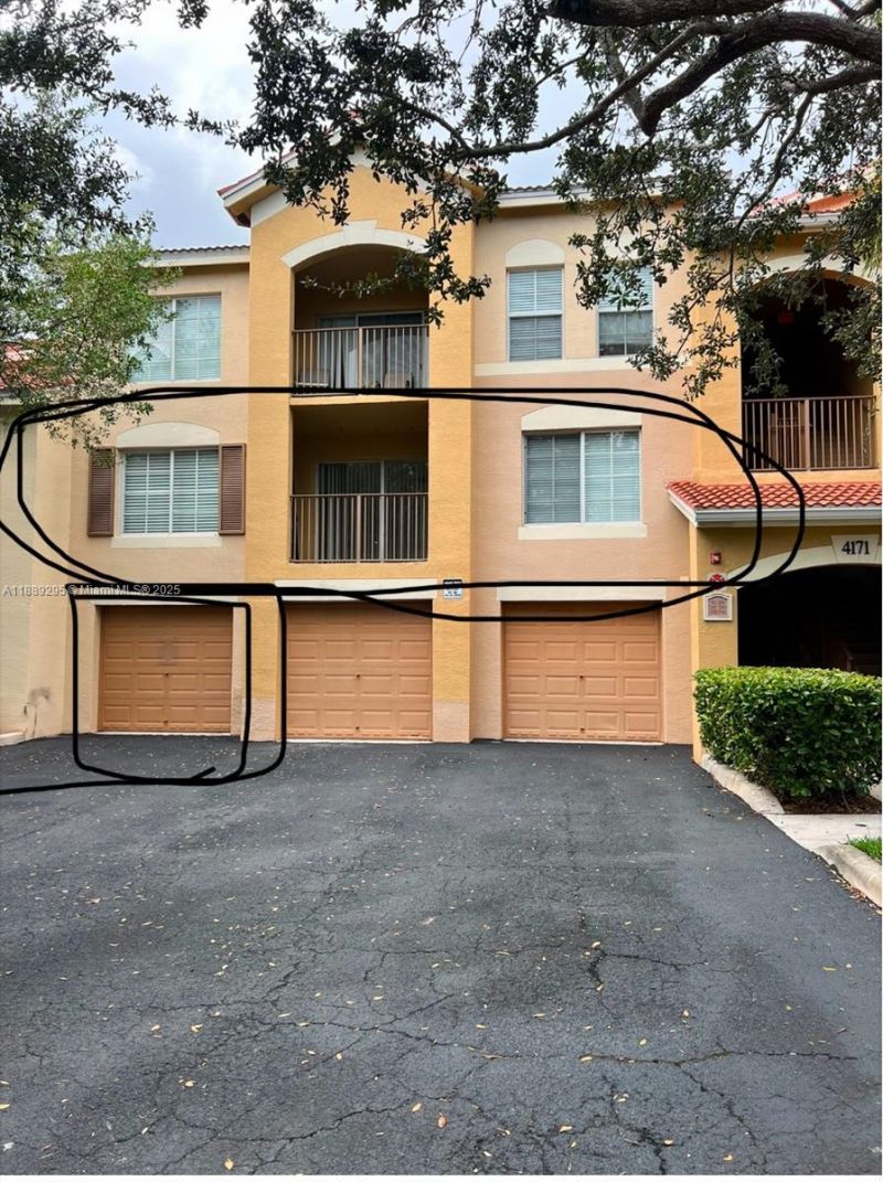 4171 San Marino Blvd, Unit 203, West Palm Beach, FL 33409 Photo