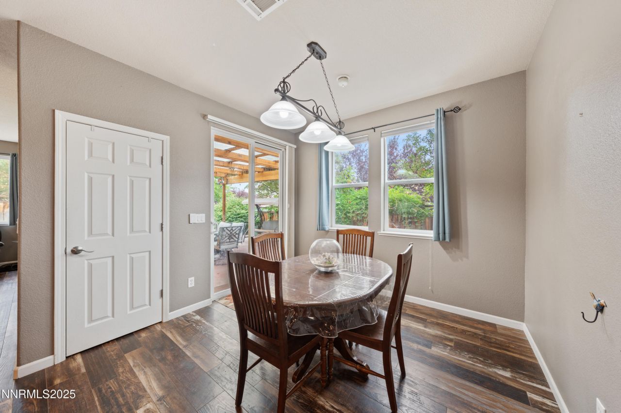 7045 Krug Drive, Sparks, NV 89436 Photo