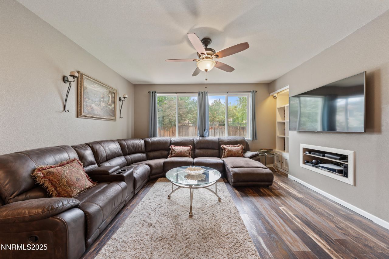 7045 Krug Drive, Sparks, NV 89436 Photo