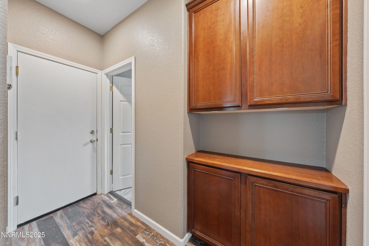 7045 Krug Drive, Sparks, NV 89436 Photo