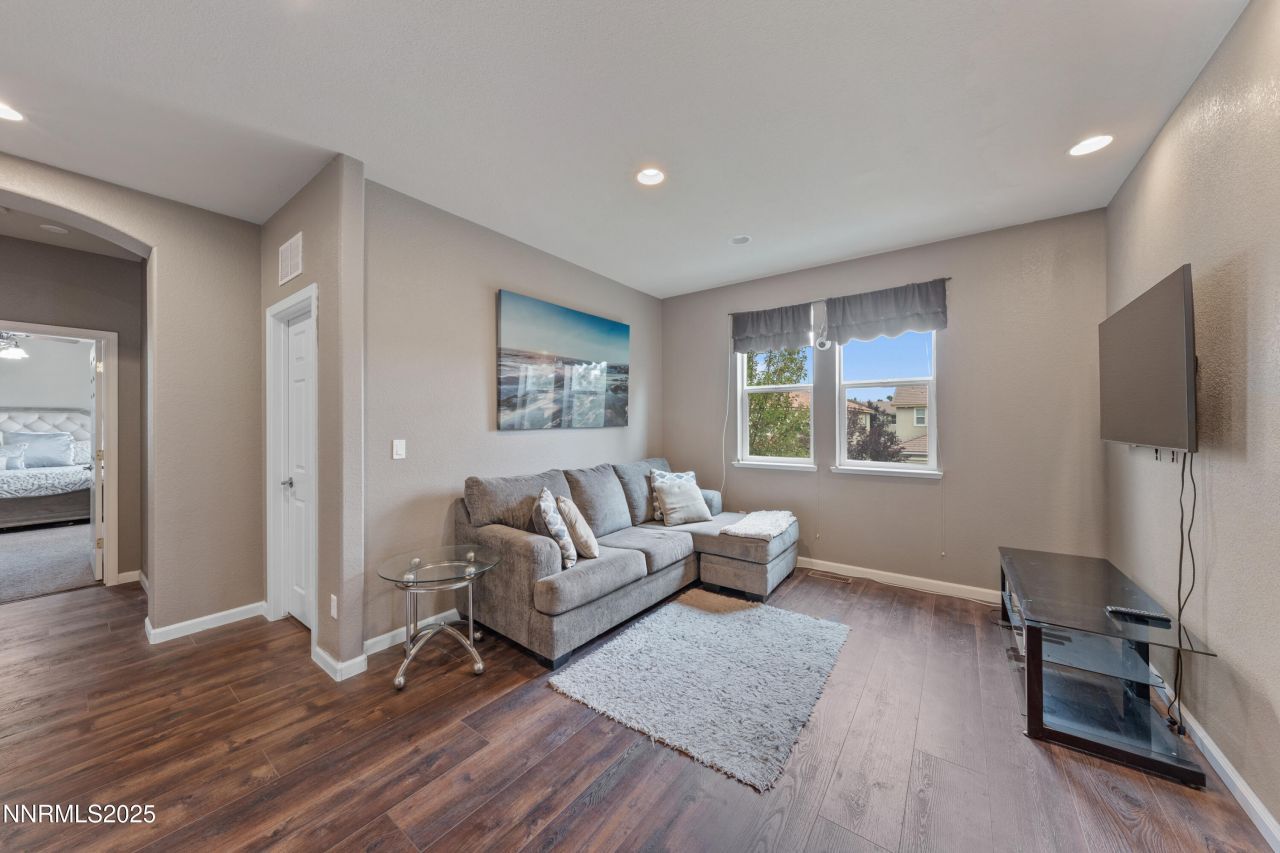 7045 Krug Drive, Sparks, NV 89436 Photo