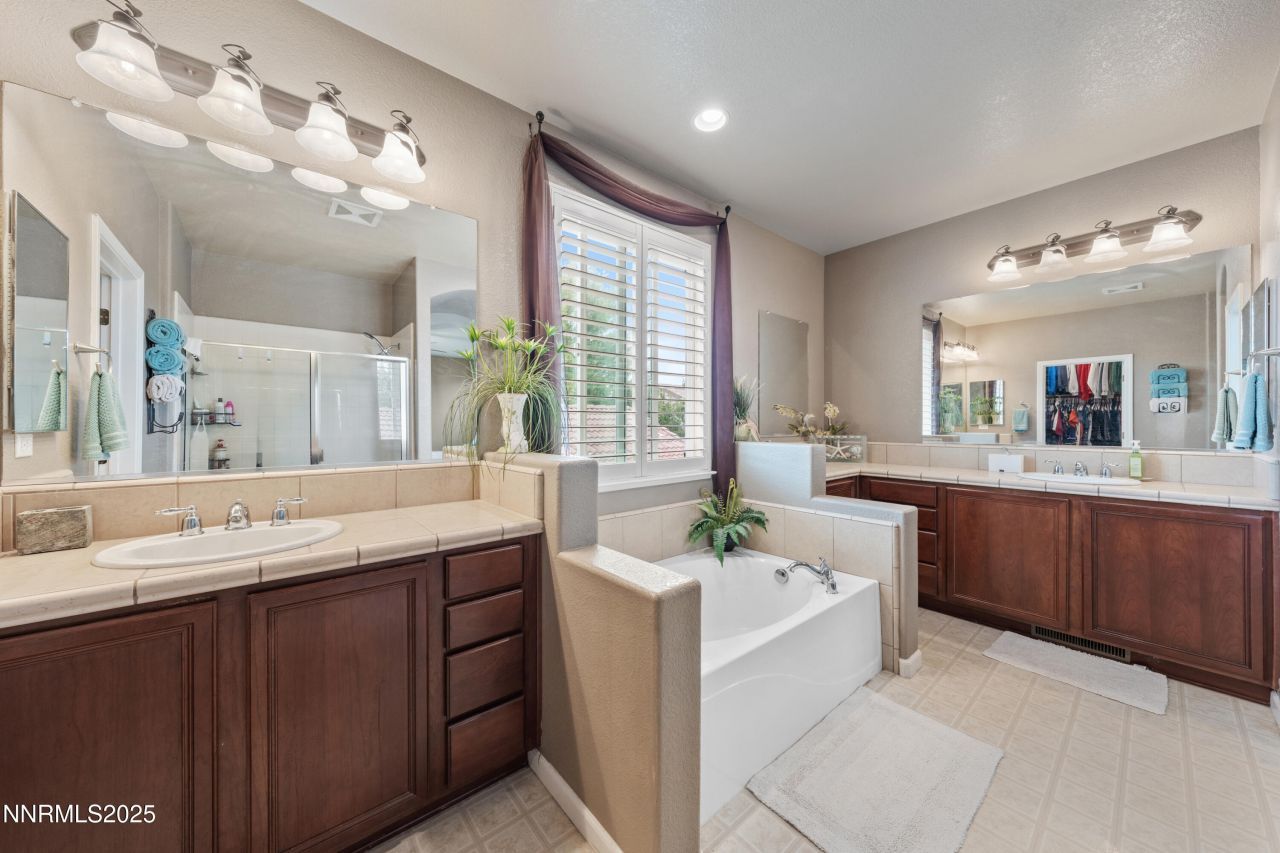 7045 Krug Drive, Sparks, NV 89436 Photo