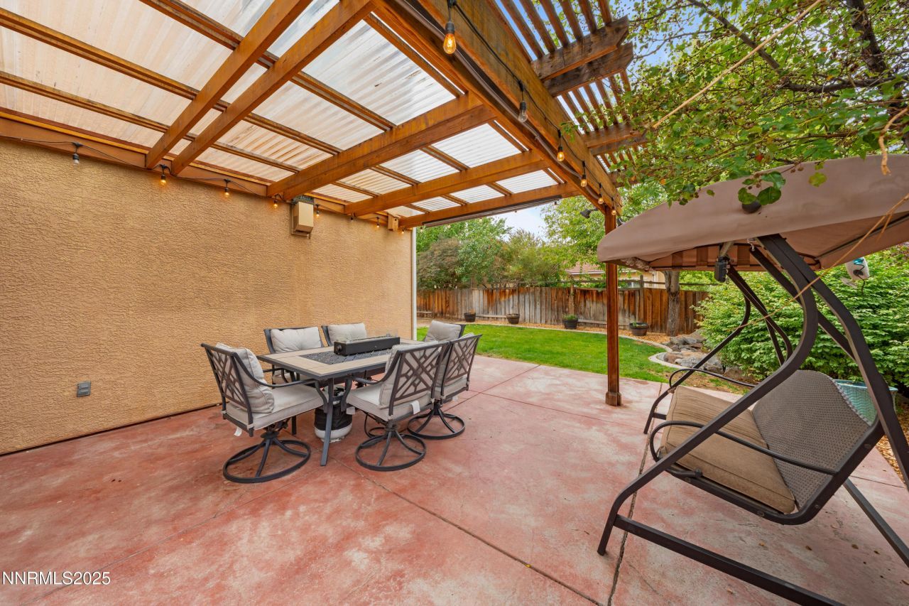 7045 Krug Drive, Sparks, NV 89436 Photo