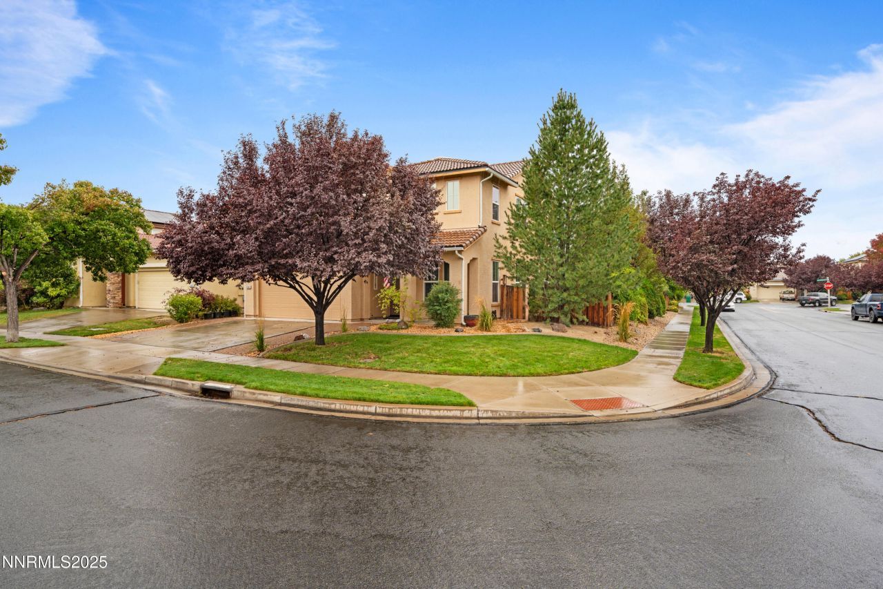 7045 Krug Drive, Sparks, NV 89436 Photo