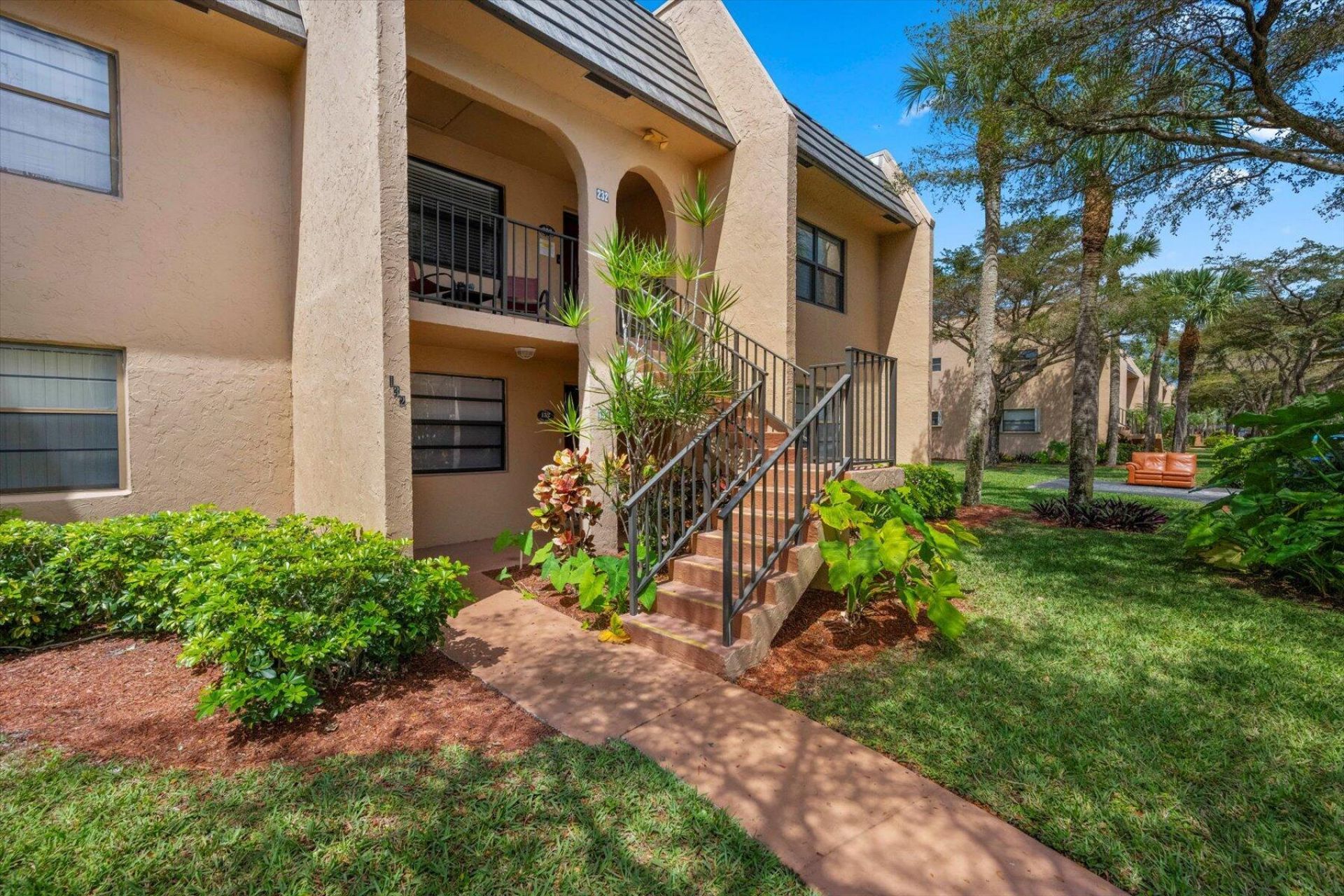 145 Lake Nancy Lane, Unit 232, West Palm Beach, FL 33411 Photo