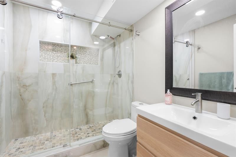 806 Cypress Grove Lane, Unit 403, Pompano Beach, FL 33069 Photo