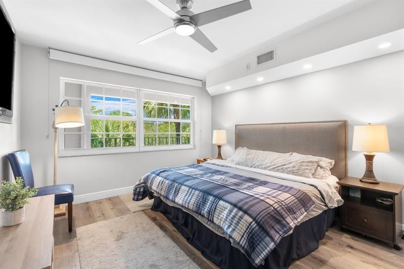 806 Cypress Grove Lane, Unit 403, Pompano Beach, FL 33069 Photo