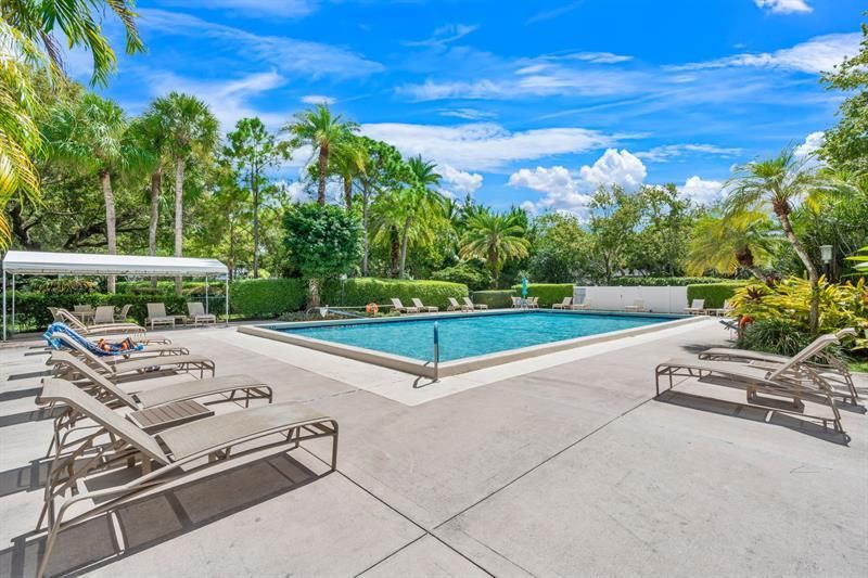 806 Cypress Grove Lane, Unit 403, Pompano Beach, FL 33069 Photo